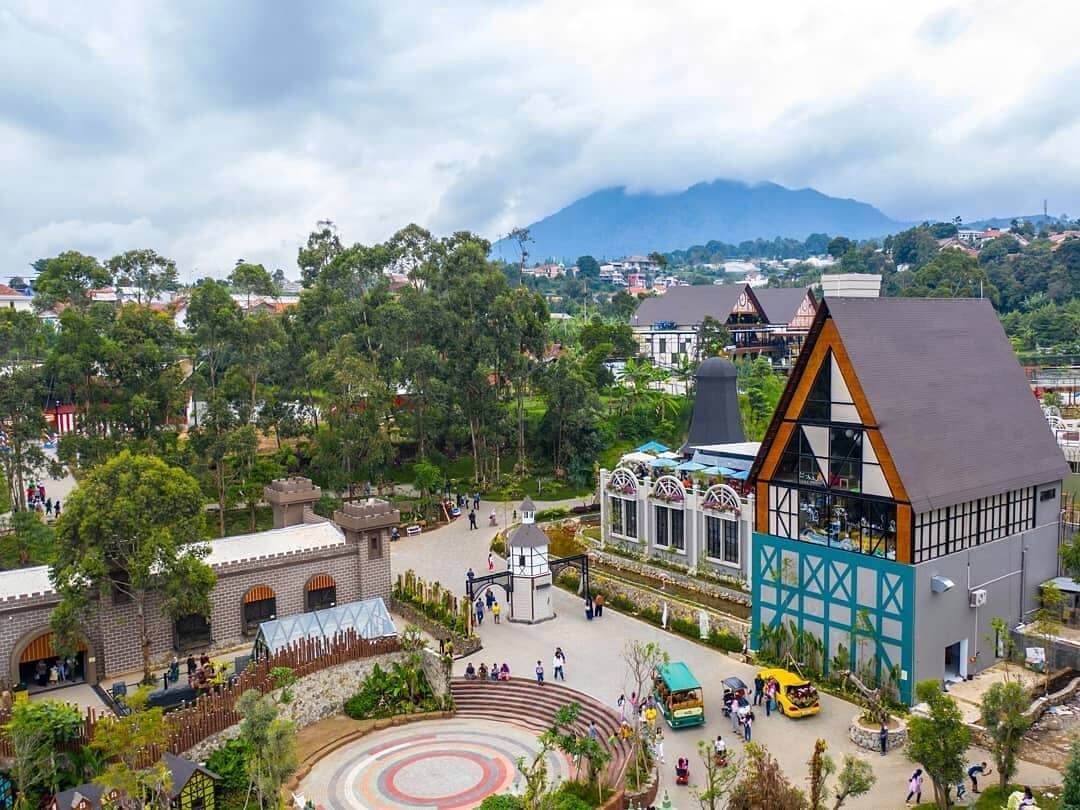 7 Tempat Wisata di Bandung Terbaru dan Terfavorit 2020
