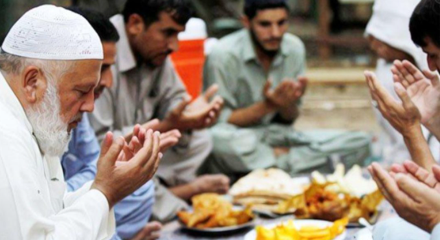 Adab Makan dan Minum