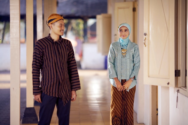Ciri Ciri Istri Shalehah