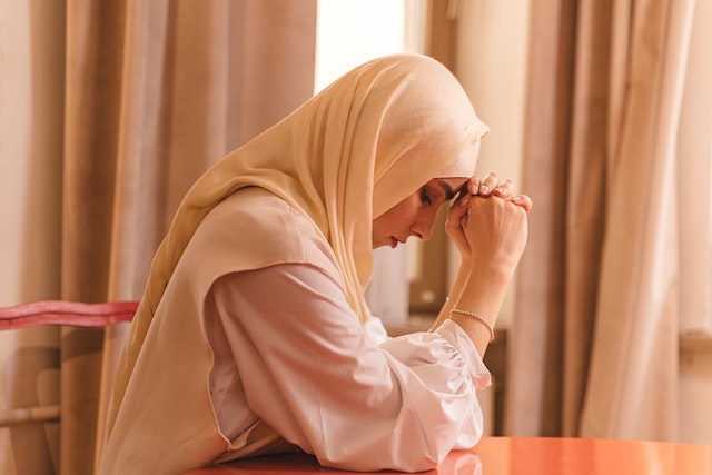 Doa Agar Orang tua Diberi Kesehatan dan Umur Panjang