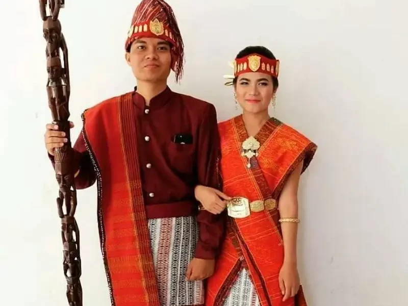 pakaian adat indonesia lengkap